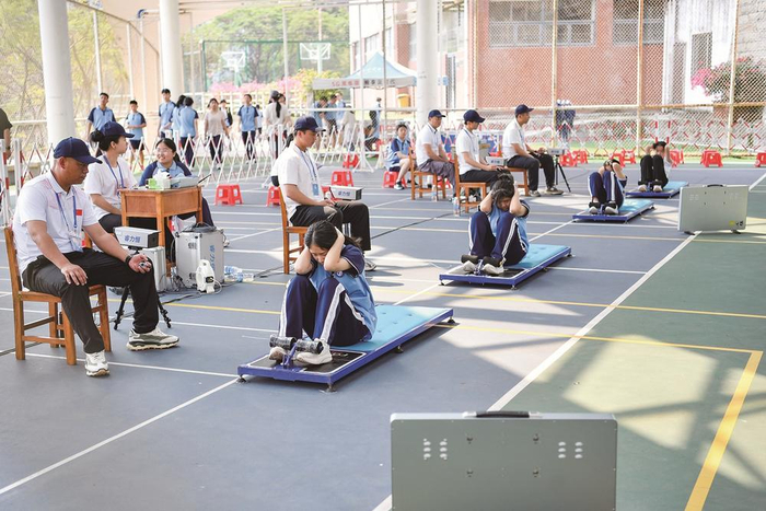 厦门体育中考昨日正式鸣枪