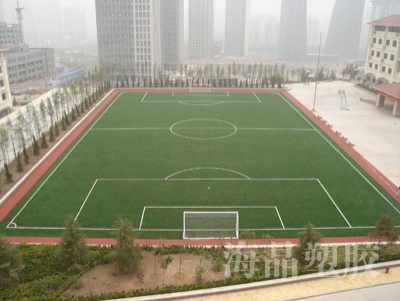 总参谋部61419部队足球场、篮球场（青岛苗岭路）